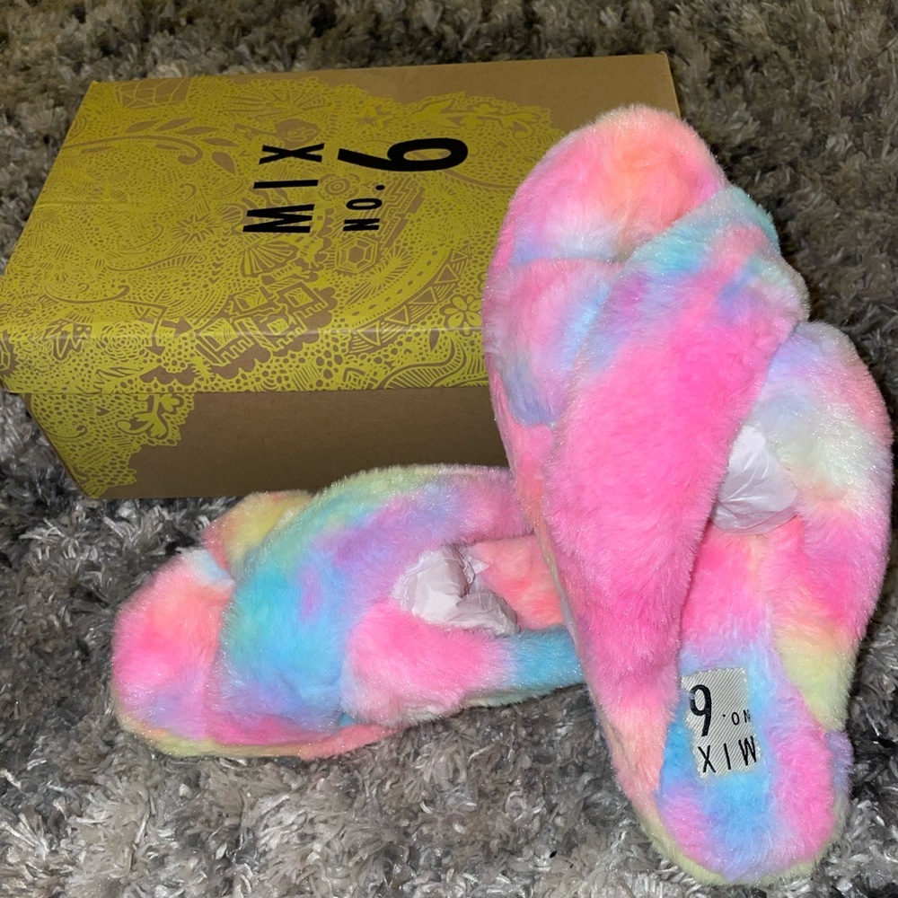DSW Faux Fur Slippers